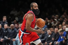 爱游戏体育-哈登在DWG比赛中关键助攻，问鼎冠军引发热议！的简单介绍